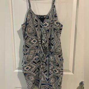 XL Shorts Romper, spaghetti straps, multi color design, Preloved in EUC